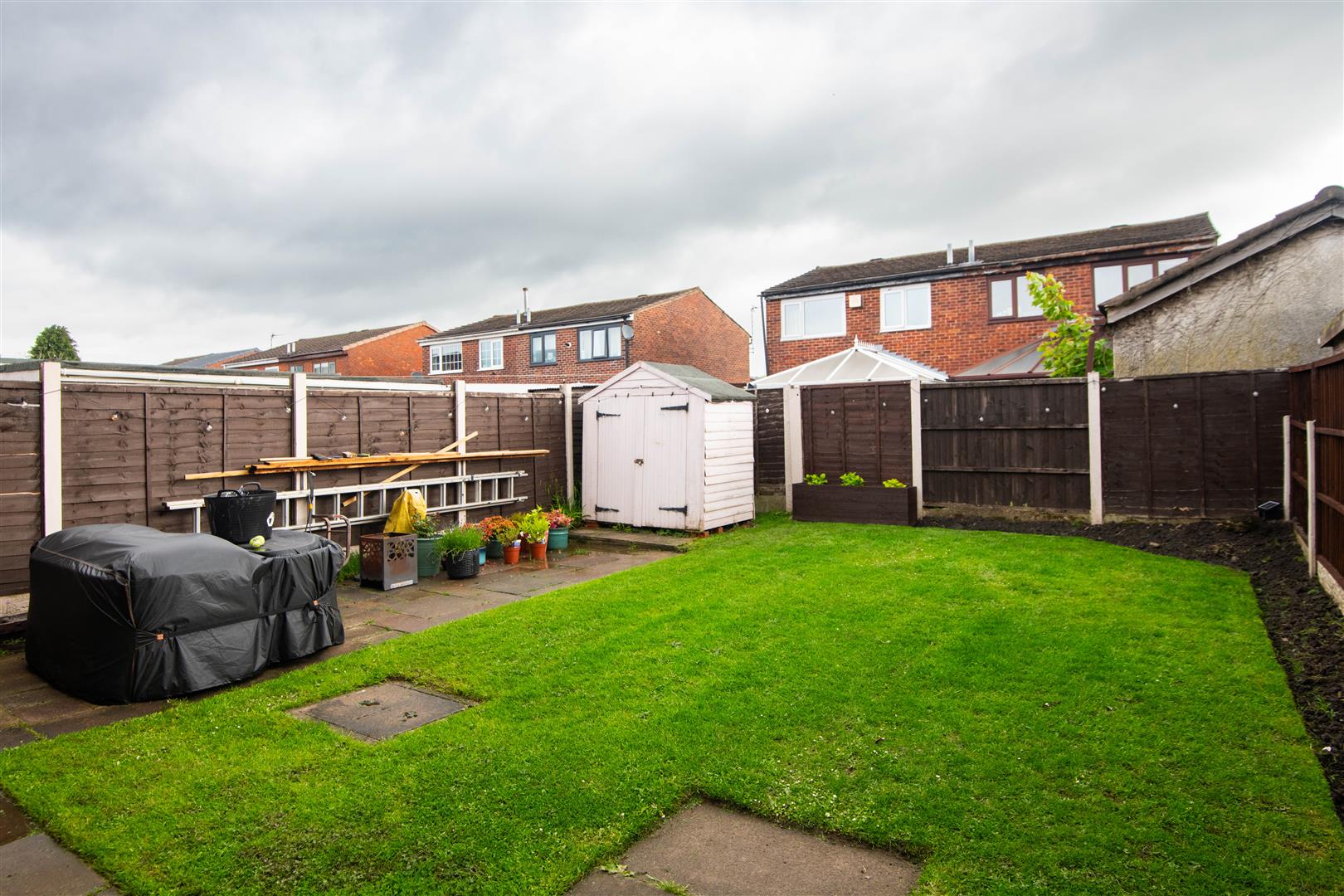 3 bed property in Alpine Close, Lostock Hall Preston